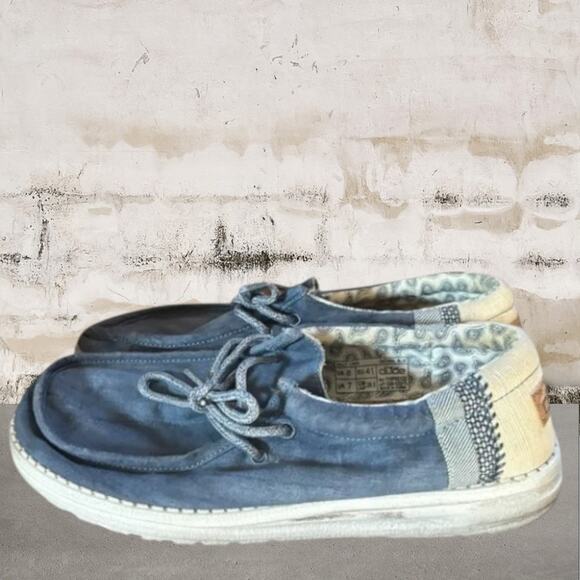 Hey Dude Men's Wally Linen Blue Casual Loafers Lightweight Comfort Size 8 - Picture 2 of 6